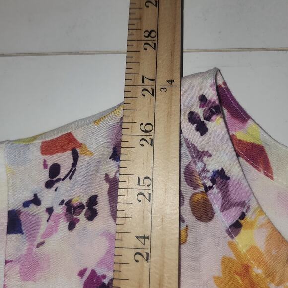 Torrid Rayon Slub Hi-Lo Floral Blouse Womens 2X White Purple Flowing fairycore - Picture 5 of 5